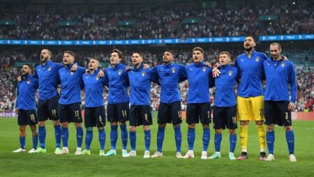ทีมชาติอิตาลี สุดยอดทีมชาติระดับตำนาน หนึ่งในทีมชาติ ที่มีประวัติศาสตร์อันยาวนาน เกมรับระดับโลก